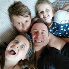 Martin Clift (@mart_73)