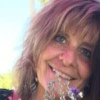 Lori Moye's Instagram, Twitter & Facebook