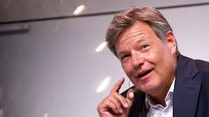 Robert Habeck wird Talkmaster in Berlin: Neuer Nebenjob