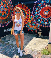 19 Tampa Spots To Take Really Cool Instagram Photos Narcity Tampa Riverwalk Tampa Clearwater Florida