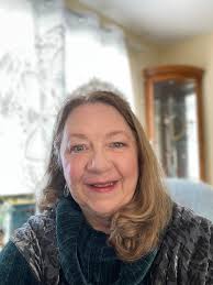 What a fun evening!!! Thank you Pelican Bookstore (and #SilverCoastWinery)  for a fantastic booksigning. Great audience, lively conversations and of  course, wine! And a good time was had by all. And now