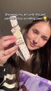 If you’re a pet parent stop scrolling! #rainbowbridge #petloss #petgreif  #petlossawareness #petlosshurts #memorialart #petportrait #resinart #collar  #dogcollar #howtoorder