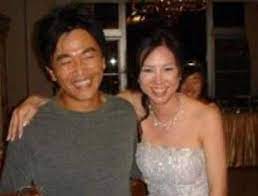 吳宗憲（英語： jacky wu ，1962年9月26日 － ），台灣 男藝人、主持人、歌手、唱片製作人、演員、商人，出生於臺灣臺南市 中西區。 因參與電視歌唱比賽節目《五燈獎》而嶄露頭角，1987年以歌手身分出道，早年有「星馬王子」之名 。 1990年代開始進軍綜藝節目，憑藉個人的主持風格竄紅，自2000年起. å´å®—å®ªä¸Žè€å©†å¼ è'³è'³åŒå²å¥³å„¿å´å§—å„'æ˜¯å¤§æ‰å¥³ ä¸»æŒäºº æˆ'çœ‹æ˜Žæ˜Ÿç½'