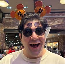 What time does meet and greet start at Mickey's party?