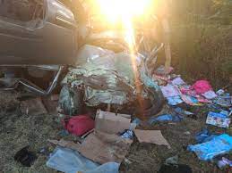 — sin embargo, hoy se hundieron aproximadamente 120 metros lineales y hasta cinco metros de. Dos Muertos Y 14 Heridos Deja Accidente Registrado En Michoacan Agencia Informativa De Mexico