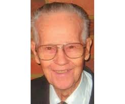 Willard Dakey Obituary (2014)