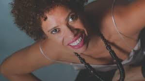 4. ARVORE MAGICA Lyrics and song from Rosa Emilia Dias CD Madrigal