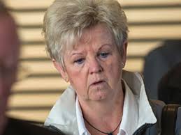Sie ist die mutter der mutmaßlichen terroristin beate zschäpe vom nationalsozialistischen untergrund (nsu). Aussage Im Nsu Prozess Brigitte Bohnhardt Und Die Schuld Der Mutter Brigitte De