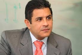 Jorge iván ospina, mandatario de la capital del valle, se disculpó en twitter por incumplir las normas que él mismo impuso, cuando visitaba el barrio. Conozca A Jorge Ivan Ospina Quien Por Segunda Vez Es Elegido Alcalde De Cali Revista Digital Cecan E3
