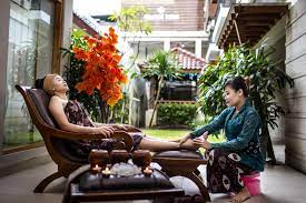 Hotel dafam fortuna seturan yogyakarta is located in the prime area of seturan yogyakarta it is a short drive to yogyakarta's easy access to the city's marled attraction and bustling shopping district. Profile Salon Flaurent Salon Seturan