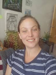 Amber Schmidt's Instagram, Twitter & Facebook