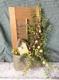 Shutter Recycled Decor Spring Primitive Spring Spring Crafts Recycled Decor Shutter Decor