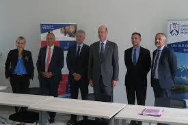 Comparez la rémunération des postes. Savoie Le Directeur General De La Cdc Etait A Chambery Ce Jeudi 16 Juillet La Caisse Des Depots Et Consignations Au Soutien Des Territoires Savoyards