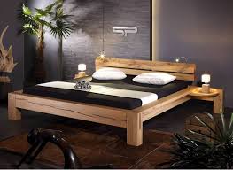 Das bett mit jemandem teilen (gehoben: Sprenger Das Bett