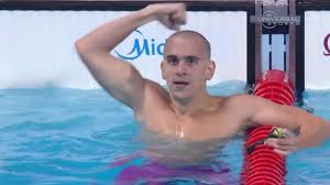 Cseh lászló második lett előfutamában 1:57.51 perces időeredménnyel. Laszlo Cseh Becomes 200m Fly Champion Universal Sports Youtube