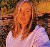 CAITLIN HITS THE MARK WITH CAFE