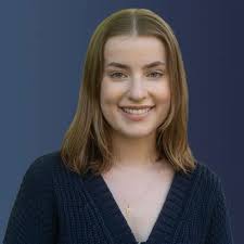 Abigail Everett's Instagram, Twitter & Facebook