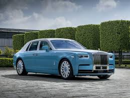 From the world's pinnacle motor car phantom to the bold attitude of black badge and beyond. 2021 Rolls Royce Phantom Review Pricing And Specs
