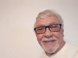 Ben Halsell's Instagram, Twitter & Facebook