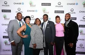 All the way back in 2012 we learned via a series of state farm commercials that nba superstar chris paul has a twin brother named cliff paul. Chris Paul Foundation Partners With Shoes That Fit To Give Away Shoes