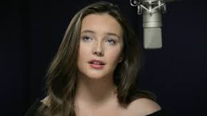 17 Days & Counting. Friday 5th September 2025. “Miss Lucy Thomas”  Performing Live In Your Own Home. Via Veeps.com. “Our Angel Of The North”  Singing Her Outstanding Sensational Song “Somewhere” Enjoy. 👌🏿