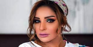 هند البلوشي كانت انطلاقتها الحقيقية من خلال مسلسل اللقيطة الذي نال شهرة كبيرة في عام 2005، بينما شقيقتها الممثلة والمغنية الكويتية مرام البلوشي فبدأت مشوارها الفني من خلال البوم طرحته في. Ultggvpsn9nr6m
