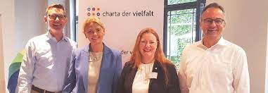 Bitte wählen sie eine filiale, um sämtlichen dazugehörigen informationen. Allianz Deutschland Deutsche Bank Ey Und Boehringer Ingelheim Deutschland Ab Sofort Im Vorstand Fur Diversity In Der Arbeitswelt