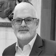 Yesterday, I handed back the keys to my school, along with the school  mobile and laptop, which prompted a quiet reflection