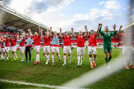 Das ist die aufstellung zur begegnung kalmar ff gegen malmö ff am 21 tem 2008 im wettbewerb allsvenskan. Kalmar Ff Publicacoes Facebook