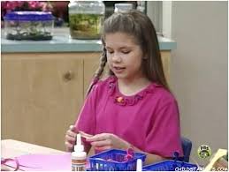 She is played by marisa kuers. Barney Hannah Marisa Kuers Marisa Kuers Adrianne Kangas Barney Itty Bitty Bugs The Person Who Played Her Is Marisa Kuers Nannette Kaczmarek