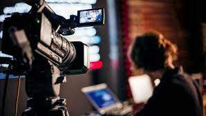 La equidad de género ha sido una lucha de organizaciones sociales y feministas por décadas. Revista La Ciudad Equidad De Genero En Los Medios Para Democratizar La Comunicacion