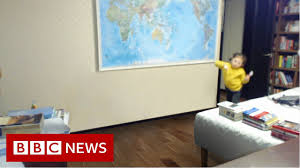 On the national news, i've noticed behind huw edwards right shoulder there is a flashing red light on the horizon. Bbc Interview Interrupted By Children Zoom Background No Chair Dad Album On Imgur