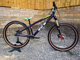 Gt La Bomba 2019 Dirt And Jump Bike
