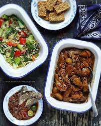 Met Siaaaang Daily Menu Semur Ayam Campur Kentang Tumis Tauge Sawi Hijau Tempe Goreng Sambel Jelantah Ikan Asin Alhamdulil Makanan Tumis Sawi Hijau
