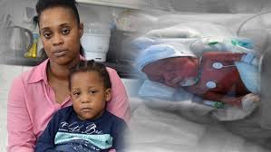 Seperti dalam ulasan mengenai biskut regal diatas, secara umum tidak ditemukan kandungan berbahaya dari biskuit yang sudah sangat populer tersebut. Foto Bayi Usia 1 Bulan Meninggal Karena Diberi Makan Pisang