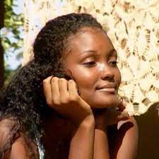 Atriz que viveu Ritinha na primeira versão de Renascer já posou ...