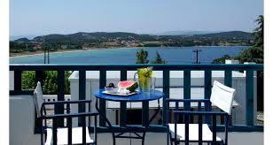 Check spelling or type a new query. Ammoylianh Xalkidikh Enas Mikros Paradeisos Mesa Sto Aperanto Galazio Redblueguide Com