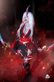 Blood moon katarina vs battle academia katarina epic skins comparison league of legends this video shows a high quality. Blood For Noxus Blood Moon Katarina By Kate Key Cosplay 9gag