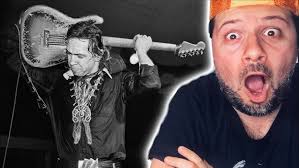 AC/DC Fan Reacts To STEVIE RAY VAUGHAN