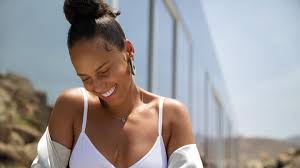 #alicia out now creator @keyssoulcare. Alicia Keys Verrat Zum Launch Von Keys Soulcare Beauty Geheimnisse Stern De
