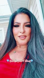 Stacy Queen's Instagram, Twitter & Facebook