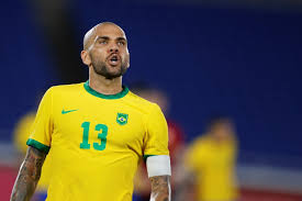 Daniel alves shots an average of 0.09 goals per game in club competitions. Rdi255uuz8ymxm