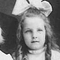 Gertrude Merle McFarlane (1907–1984)