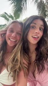 Gretchen Hopper's Instagram, Twitter & Facebook