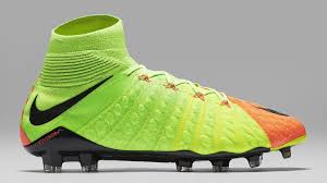 See more ideas about robert lewandowski, lewandowski, robert. Football Boots Db On Twitter Boot Switch Robert Lewandowski Bayern Munchen Nike Hypervenom Phantom Ii Nike Hypervenom Phantom Iii Df Https T Co Rg6tdvmkyg Https T Co Fxegm9gwex
