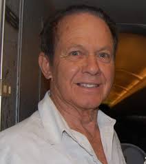 Hi to all that knew Des Just to let you know that Des Mateer passed away