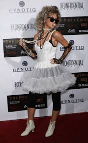 80 S Costume Ideas Inspired By Movies Celebrities Parties 80s Party Outfits 80s Party Costumes 80s Theme Party Outfits