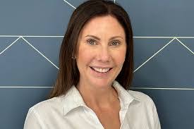 Alison Abernethy's Instagram, Twitter & Facebook