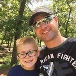 Derrick Moses's Instagram, Twitter & Facebook