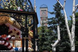 Shiroi Koibito Park Home To The Shiroi Koibito Factory A Chocolate And Sweets Merryland Straight Out Of Char Ferry Building San Francisco Hokkaido Park Homes